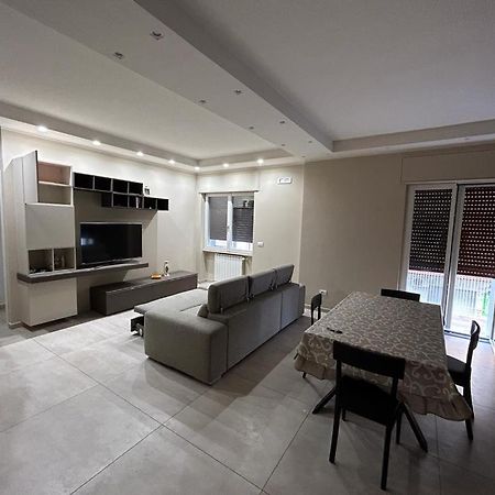 Il Poeta Manfredonia - Suite Con Balcone Luaran gambar