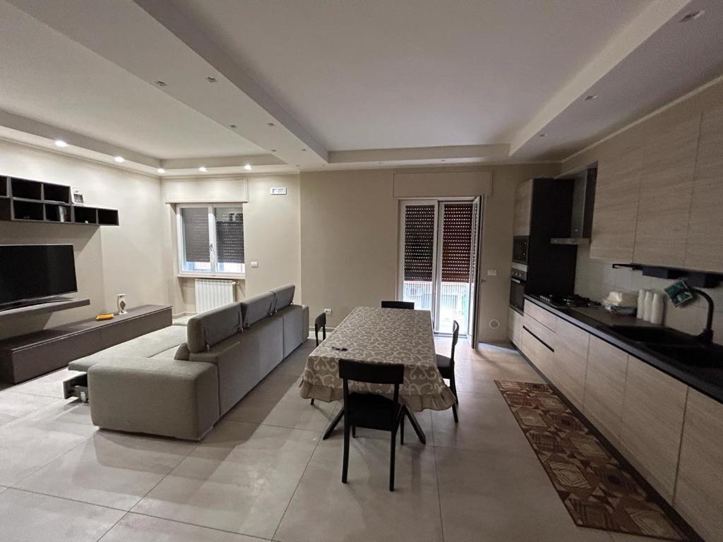 Il Poeta Manfredonia - Suite Con Balcone Luaran gambar